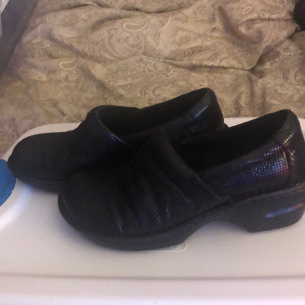 Black clogs - Picture 2 of 8